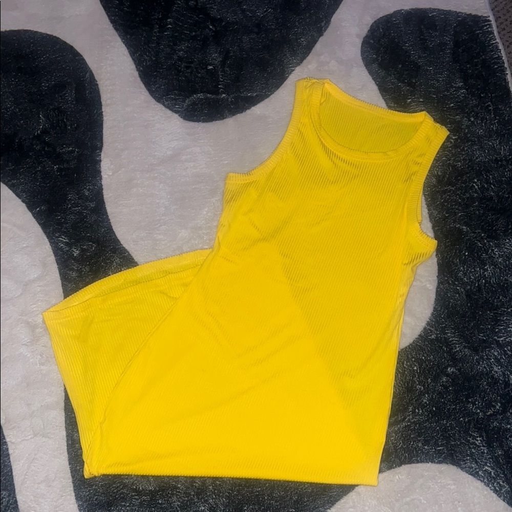 Yellow Sleeveless Women's bodycon dress
BNWOT NW